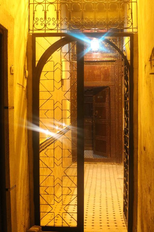 פס Riad Les Chrifis Navette Aeroport 24 Sur 24 מראה חיצוני תמונה
